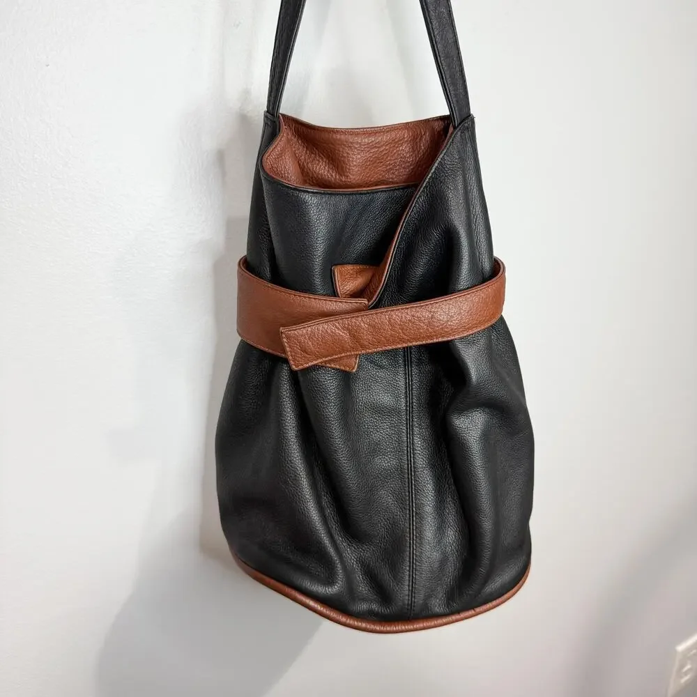 J.P. Ourse Madison Avenue Leather Bucket Bag Black Tan Shoulder Purse EUC